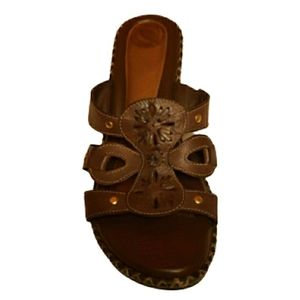 Nurture Boho Leather Sandals Brass Studs Sz 9